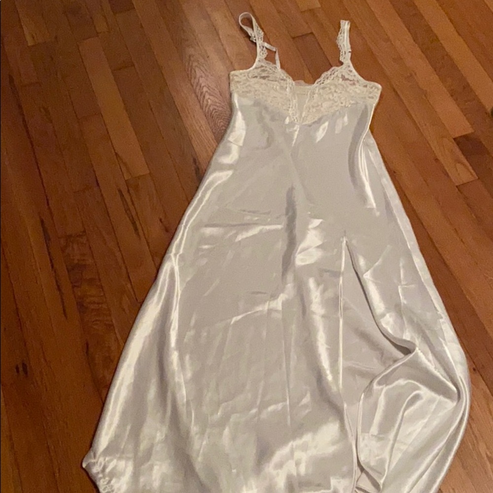 Vintage Victoria’s Secret Gold Label long slip